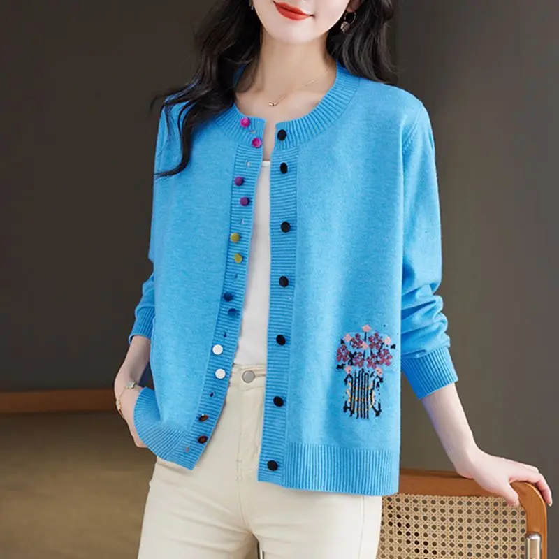 Осенне-зимняя женская одежда, кардиган с круглым вырезом, свитер, пальто, новая мода, пальто с вышивкой, женские вязаные топы, женская куртка 
Осенне-зимняя женская одежда, кардиган с круглым вырезом, свитер, пальто, новая мода, пальто с вышивкой, женские вязаные топы, женская куртка