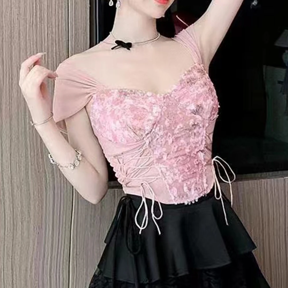 Women Sleeveless Floral Top Length 30cm Y2K Lolita Top Slight Stretch Spring Season Summer Season Winter Season
Women Sleeveless Floral Top Length 30cm Y2K Lolita Top Slight Stretch Spring Season Summer Season Winter Season
