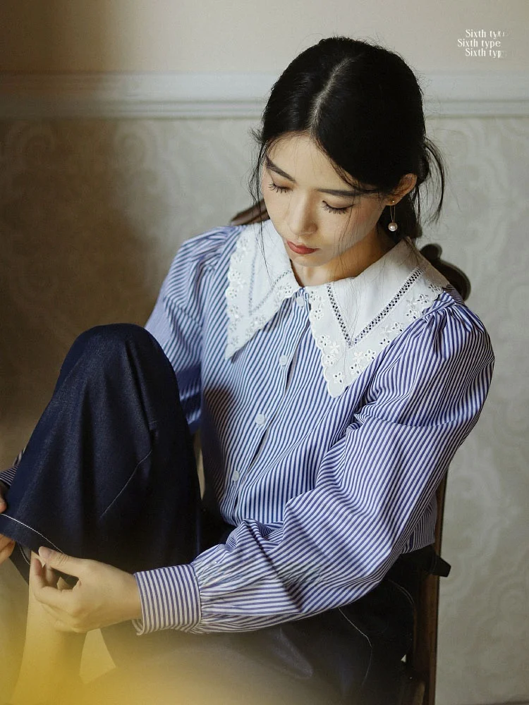 Женская блузка Sixthpe из чистого хлопка с длинными рукавами, вышитым воротником, вертикальными полосками и воротником-стойкой, уникальный дизайн, повседневный свободный крой.
Женская блузка Sixthpe из чистого хлопка с длинными рукавами, вышитым воротником, вертикальными полосками и воротником-стойкой, уникальный дизайн, повседневный свободный крой.