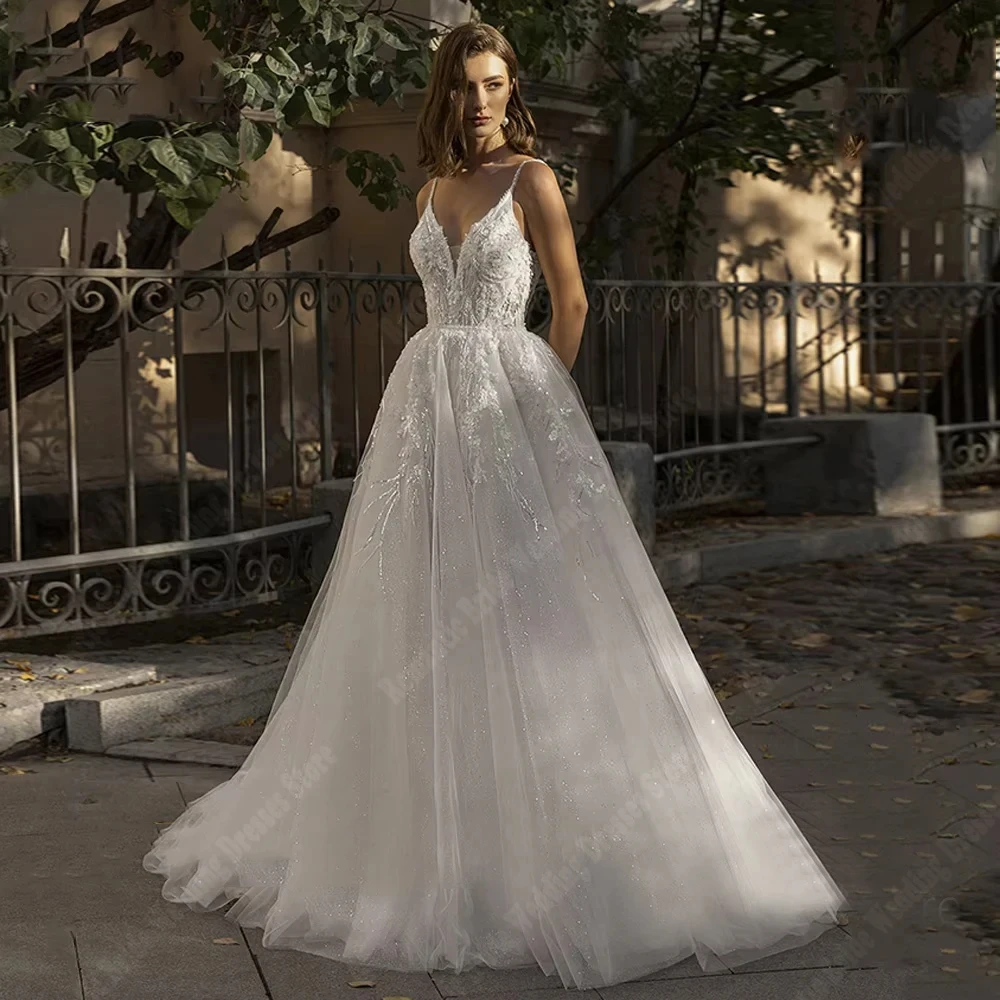 Sexy V-Neck Women Wedding Dresses Shining Lace Flower Print Sleeveless A-Line Bridal Gowns Customized Banquet Vestidos De Novia
Sexy V-Neck Women Wedding Dresses Shining Lace Flower Print Sleeveless A-Line Bridal Gowns Customized Banquet Vestidos De Novia