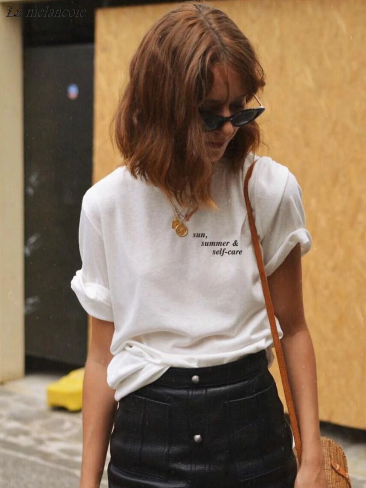 French T-shirts For Woman 2024 Summer New Letter Printed Cotton Tee Shirts Female O Neck Short Sleeves Casual Loose White Tops
French T-shirts For Woman 2024 Summer New Letter Printed Cotton Tee Shirts Female O Neck Short Sleeves Casual Loose White Tops