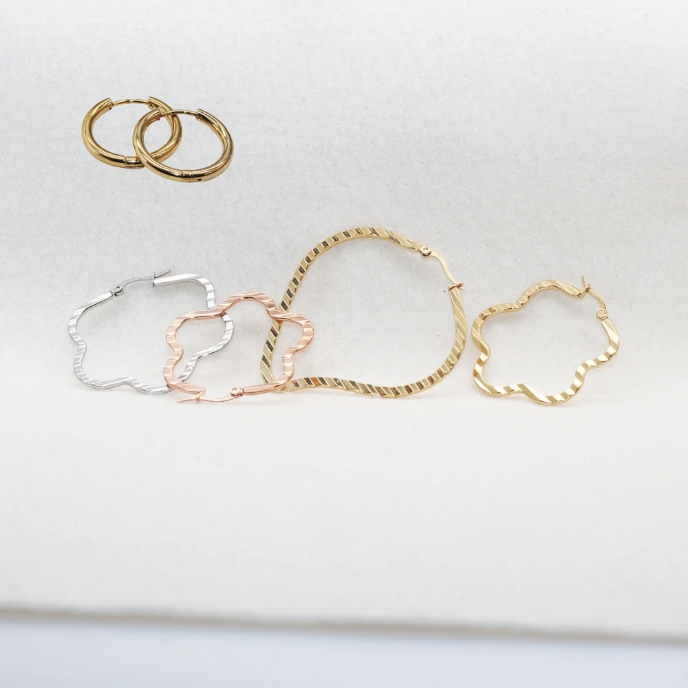 Stainless Steel Flower Shape Girl Women Hoop Earrings 4 Items For Choose Brief Style Fashion Jewelry
Stainless Steel Flower Shape Girl Women Hoop Earrings 4 Items For Choose Brief Style Fashion Jewelry