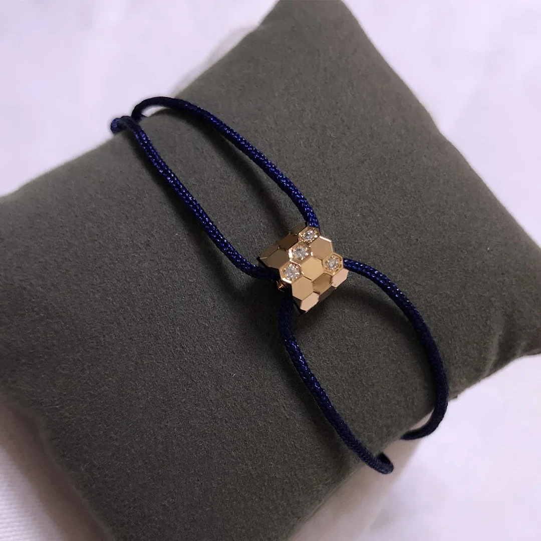 s925 Sterling Silver BEE MY LOVE Women's Diamond Loop Bracelet. Luxury Jewelry
s925 Sterling Silver BEE MY LOVE Women's Diamond Loop Bracelet. Luxury Jewelry