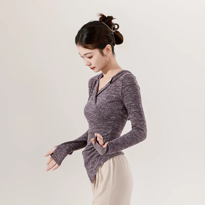 Modern dance clothes adult thin long-sleeved knitted hooded top Chinese classical dance daily wear practice clothes
Modern dance clothes adult thin long-sleeved knitted hooded top Chinese classical dance daily wear practice clothes