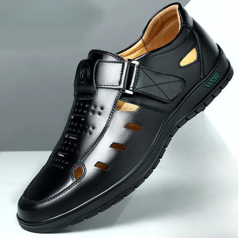 Summer Men's Sandals Comfortable Hollow Breathable Soft Sole Casual Shoes Versatile Classic Non-slip Wear-resistant Flat Shoes
Summer Men's Sandals Comfortable Hollow Breathable Soft Sole Casual Shoes Versatile Classic Non-slip Wear-resistant Flat Shoes