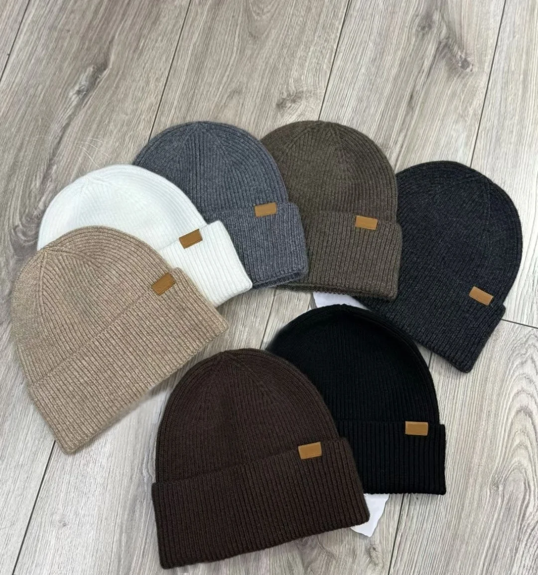 Autumn Winter Women's 7-Color Fashion 100% Wool Knitted Hat
Autumn Winter Women's 7-Color Fashion 100% Wool Knitted Hat