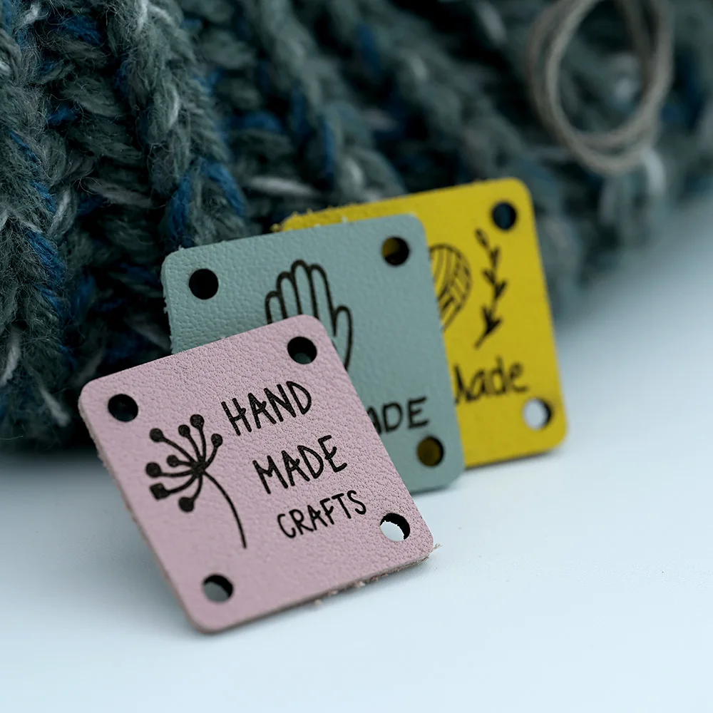 Custom Square Leather Tags 25x25mm Laser Engraved 1mm Eco-Friendly Leather Custom Text Logo for DIY Crafts
Custom Square Leather Tags 25x25mm Laser Engraved 1mm Eco-Friendly Leather Custom Text Logo for DIY Crafts