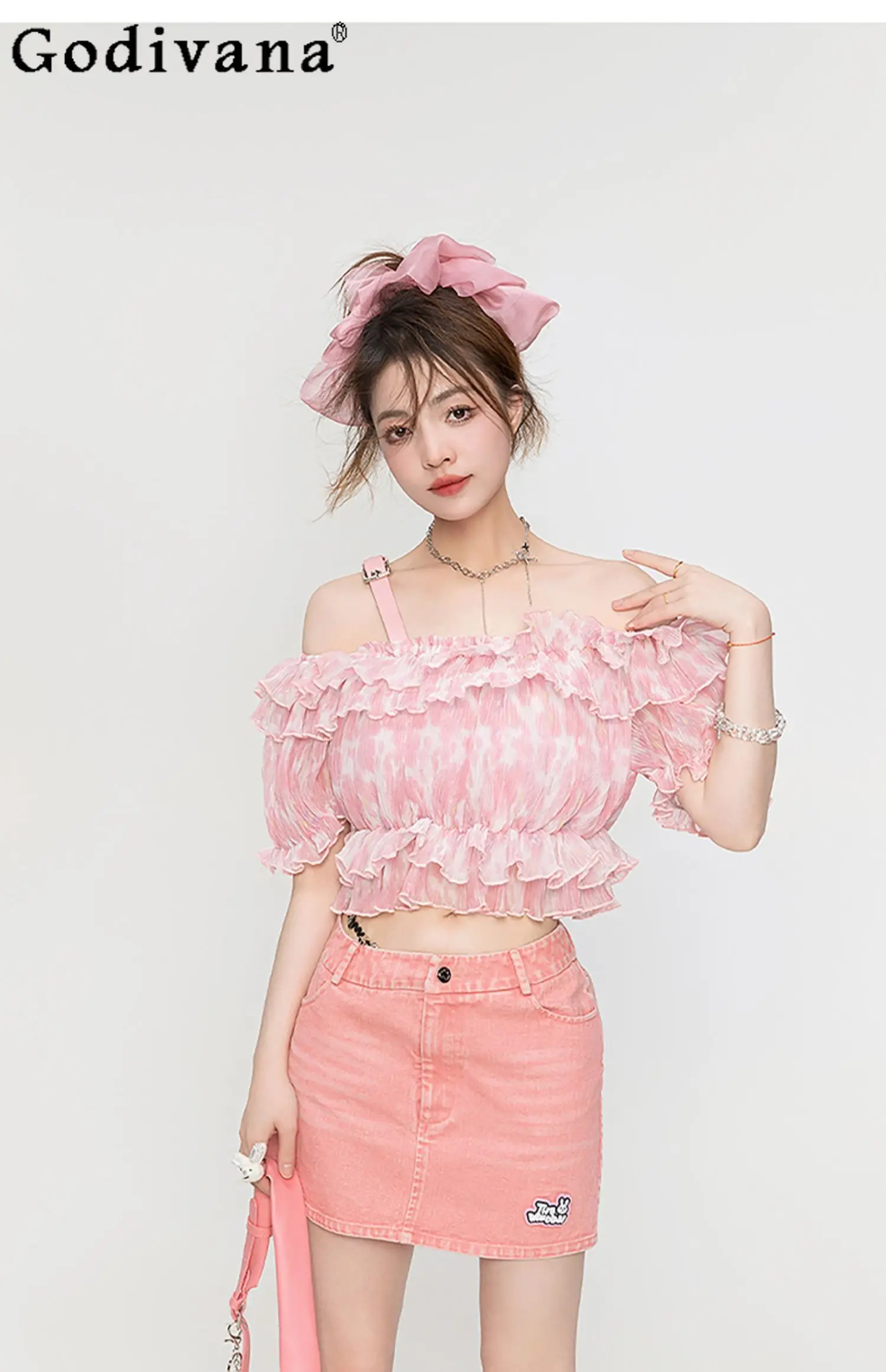 Girly Sweet Cute Ruffled Edge Pink Chiffon Shirts Short Sleeve Tops Summer New Fashion Off-Shoulder Loose Short Blouse Women
Girly Sweet Cute Ruffled Edge Pink Chiffon Shirts Short Sleeve Tops Summer New Fashion Off-Shoulder Loose Short Blouse Women