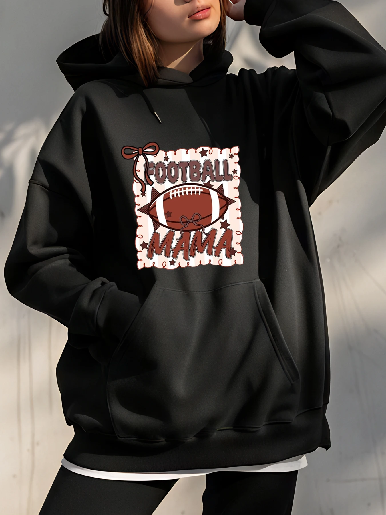 Толстовка с капюшоном Football Mama, женская повседневная толстовка с футбольным принтом, осенне-зимняя верхняя одежда, спортивный модный свитер в стиле мамы
Толстовка с капюшоном Football Mama, женская повседневная толстовка с футбольным принтом, осенне-зимняя верхняя одежда, спортивный модный свитер в стиле мамы