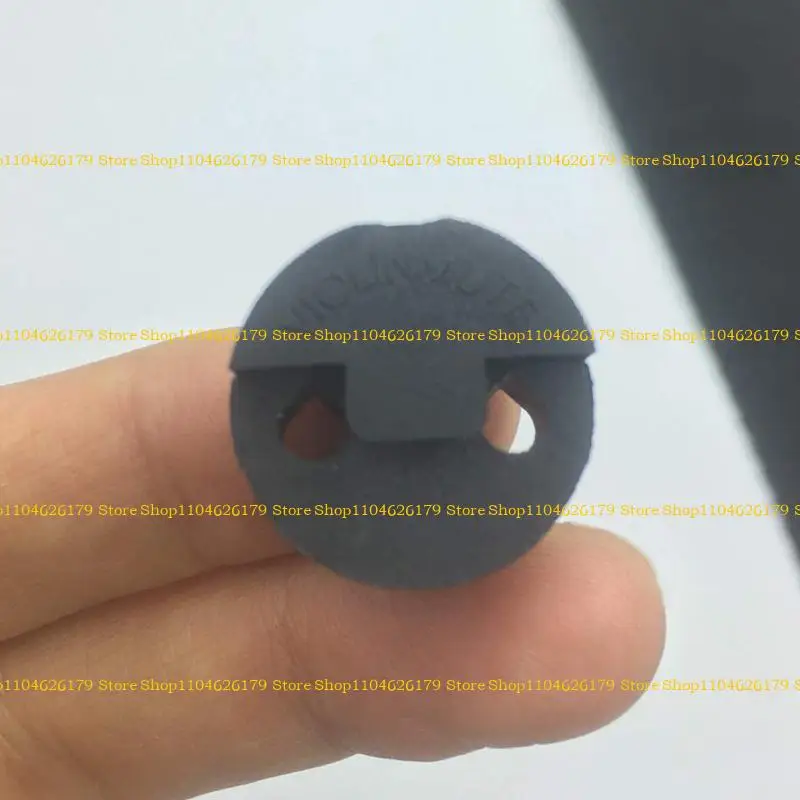 A1A2 Round Black Rubber Violin Mute for Creative Violin Practice Mute Fiddle Muffler
A1A2 Round Black Rubber Violin Mute for Creative Violin Practice Mute Fiddle Muffler