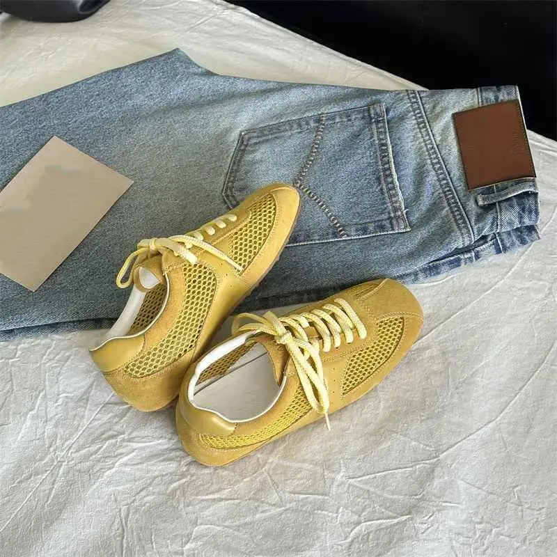 Breathable Mesh Unisex Summer Dequan Shoes Lightweight Flat Foot-Shape Sports Casual Lace-Up Style Popular Youth Footwear
Breathable Mesh Unisex Summer Dequan Shoes Lightweight Flat Foot-Shape Sports Casual Lace-Up Style Popular Youth Footwear