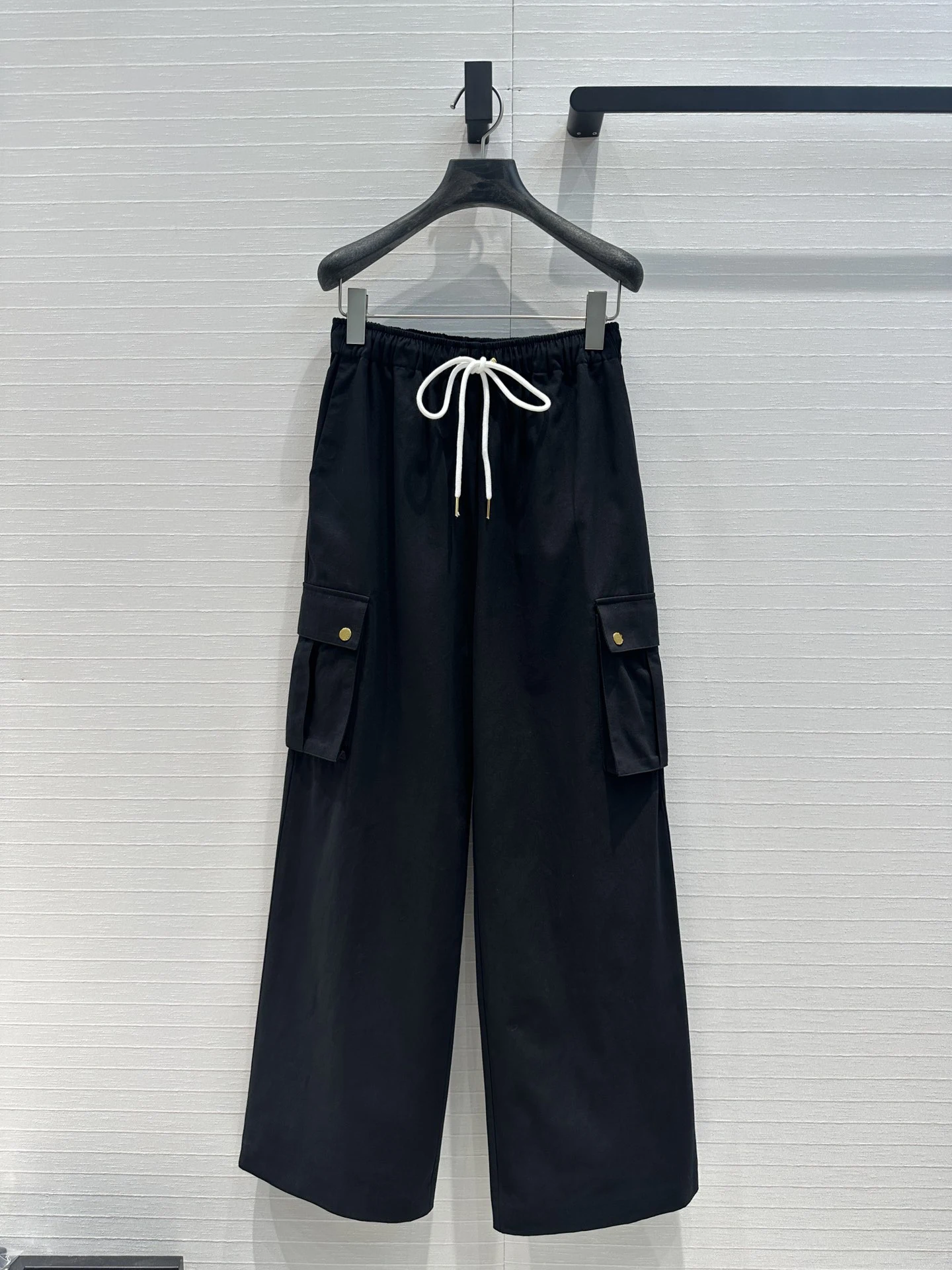 Pants Fashionable temperament Slim and thin Soft and comfortable Leisure versatile 2024 autumn women's new hot
Pants Fashionable temperament Slim and thin Soft and comfortable Leisure versatile 2024 autumn women's new hot