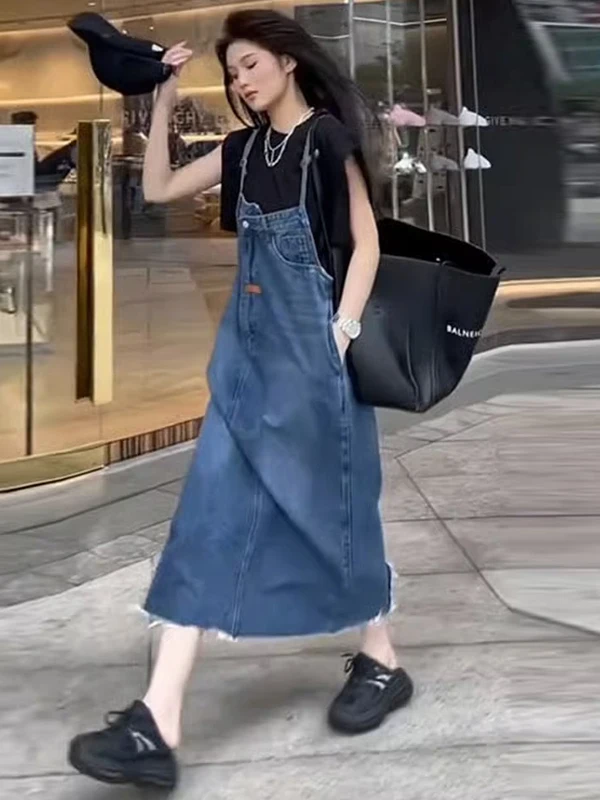 Vintage American Denim Overalls Dress Women's Spring Autumn New Style Midi Skirt High Waist Soft Denim Fabric Casual A-Line
Vintage American Denim Overalls Dress Women's Spring Autumn New Style Midi Skirt High Waist Soft Denim Fabric Casual A-Line