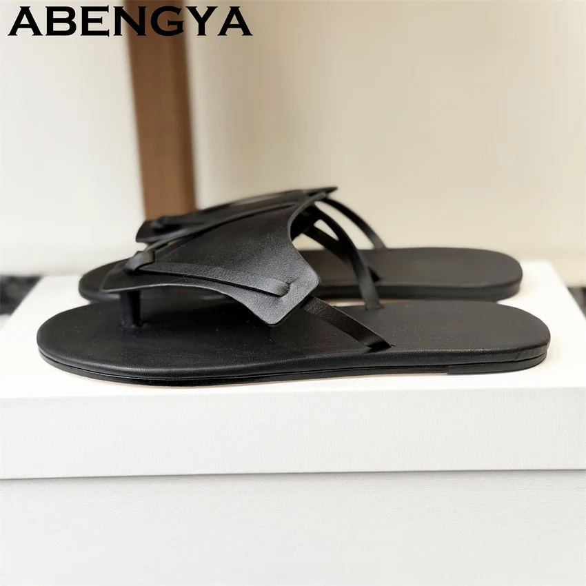 2026 Summer Real Leather Flip-flops Women Fashion Soft Comfortable Travel Mules Slippers Indoor Outdoor Anti-slip loafers Shoes
2026 Summer Real Leather Flip-flops Women Fashion Soft Comfortable Travel Mules Slippers Indoor Outdoor Anti-slip loafers Shoes