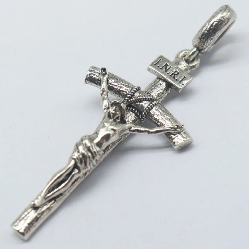 Buy 3 Get 1 Free Wood grain carves the posture of the Passion. Upon the rough-hewn cross rests His bowed head silver pendant
Buy 3 Get 1 Free Wood grain carves the posture of the Passion. Upon the rough-hewn cross rests His bowed head silver pendant