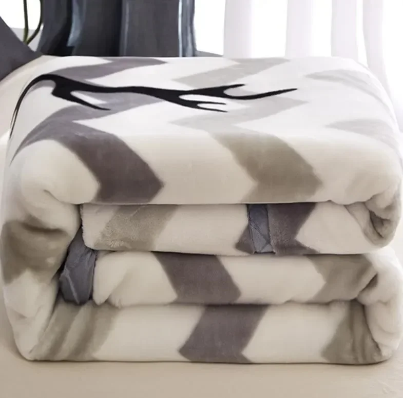 Coral Velvet Blanket Winter Double Thick Warm Franks Blanket Bedding Student Napping
Coral Velvet Blanket Winter Double Thick Warm Franks Blanket Bedding Student Napping