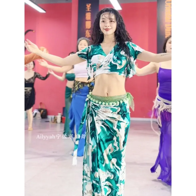 customized belly dance skirt wrapped in print holiday style dance skirt breathable
customized belly dance skirt wrapped in print holiday style dance skirt breathable