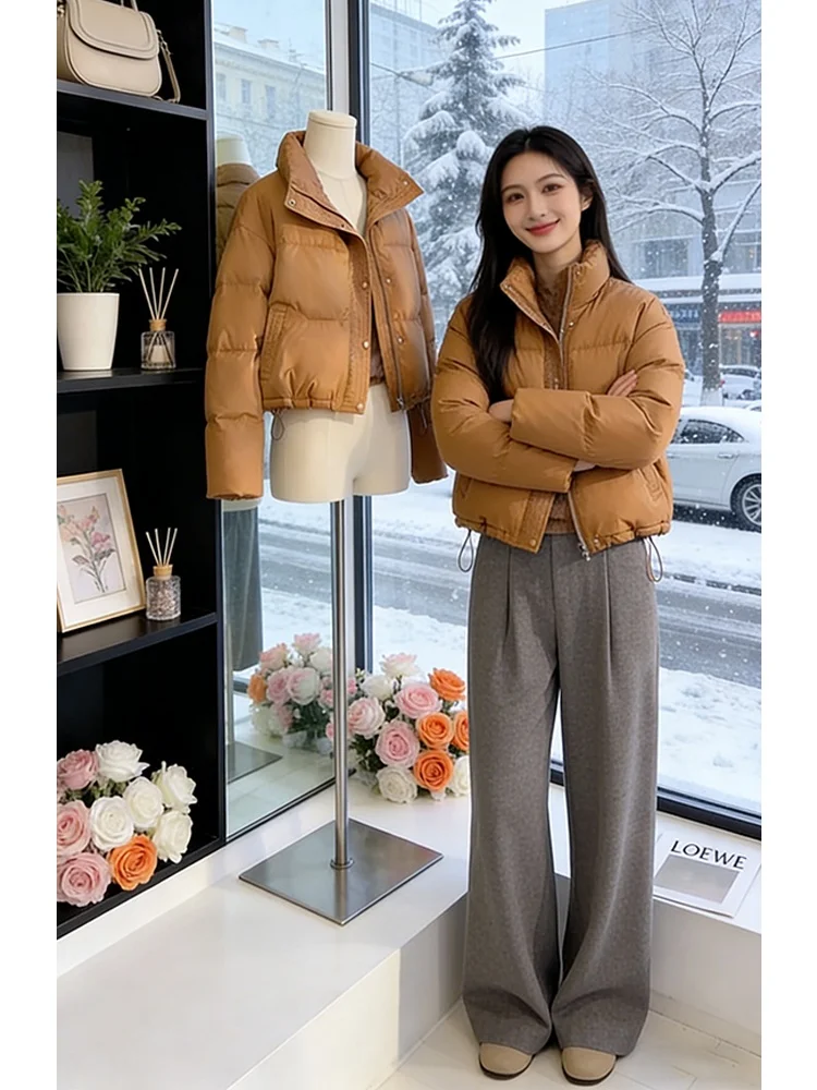 Faionable Stand Collar Thiened Cotton Jaet Women's Winter Casual ort Bread Sle Coat Korean Version Loose Fit Zipper
Faionable Stand Collar Thiened Cotton Jaet Women's Winter Casual ort Bread Sle Coat Korean Version Loose Fit Zipper
