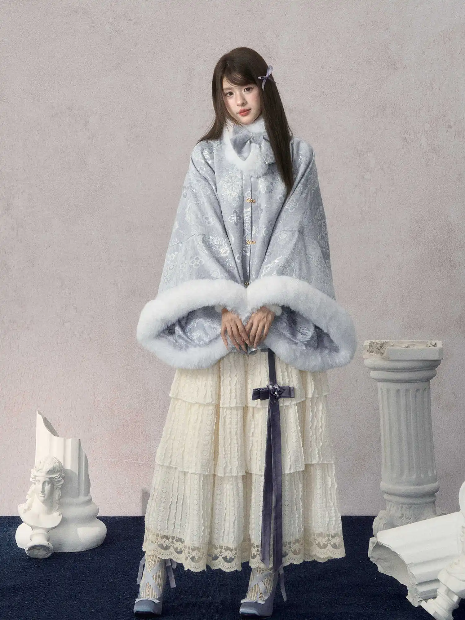 Original Double-Colored Imitation Song Dynasty Brocade Zhaojun Jacket, a Blend of Chinese and Western Styles, Cake-Style Top, Ou
Original Double-Colored Imitation Song Dynasty Brocade Zhaojun Jacket, a Blend of Chinese and Western Styles, Cake-Style Top, Ou
