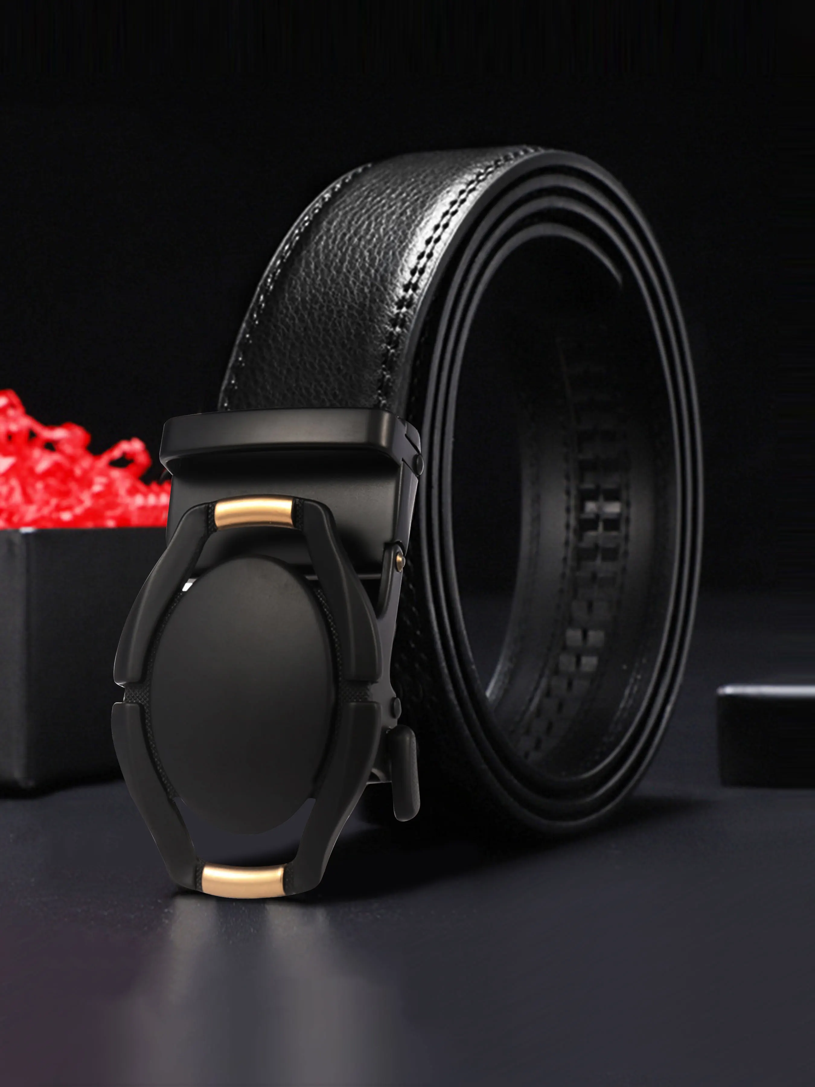 Новые мужские ремни с буквенной пряжкой, широкие, модные, повседневные, универсальные, деловые ремни.
Новые мужские ремни с буквенной пряжкой, широкие, модные, повседневные, универсальные, деловые ремни.