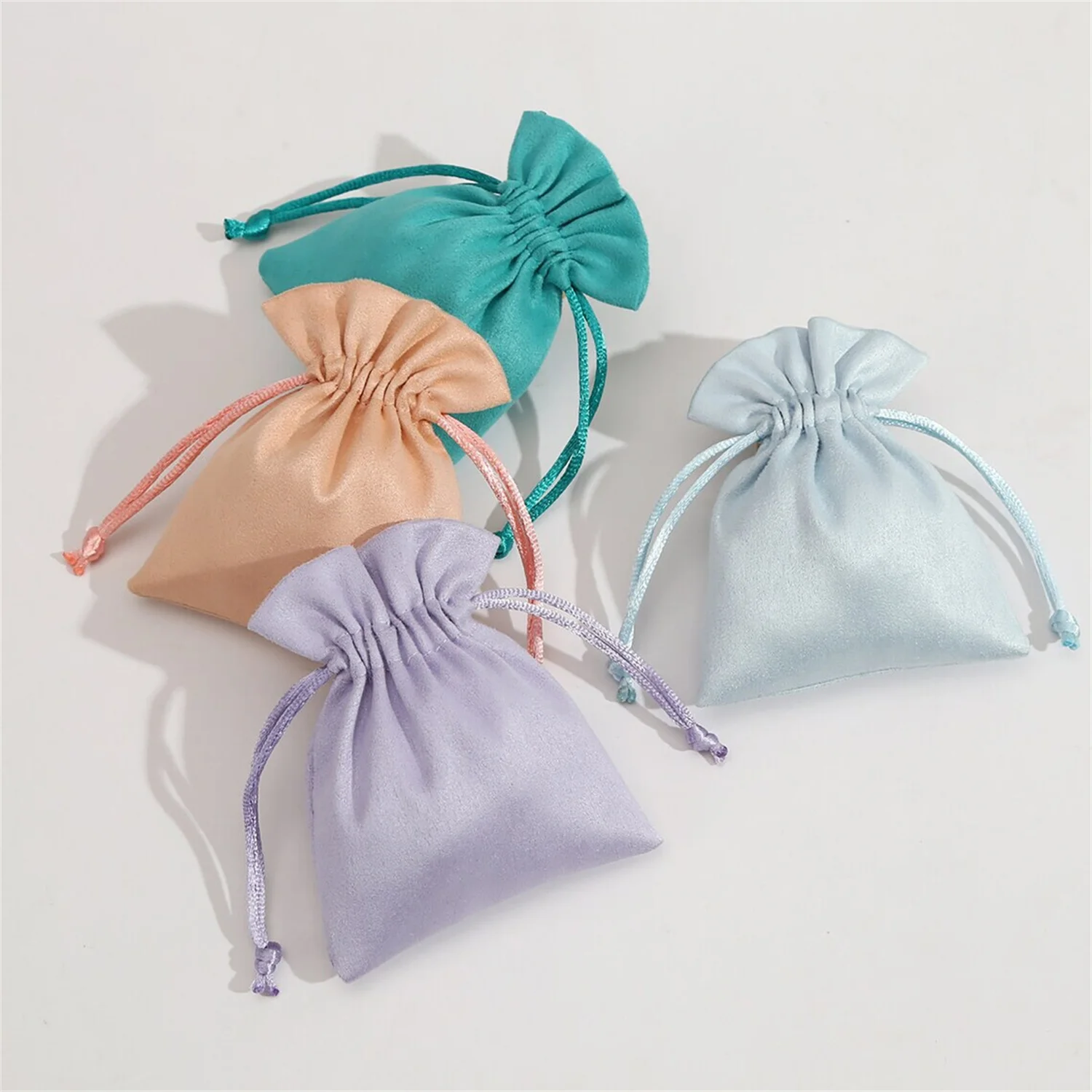 100pcs jewelry bags drawstring bags jewellery packaging drawstring pouch earring necklace bags flannel bags premium flannel bags
100pcs jewelry bags drawstring bags jewellery packaging drawstring pouch earring necklace bags flannel bags premium flannel bags