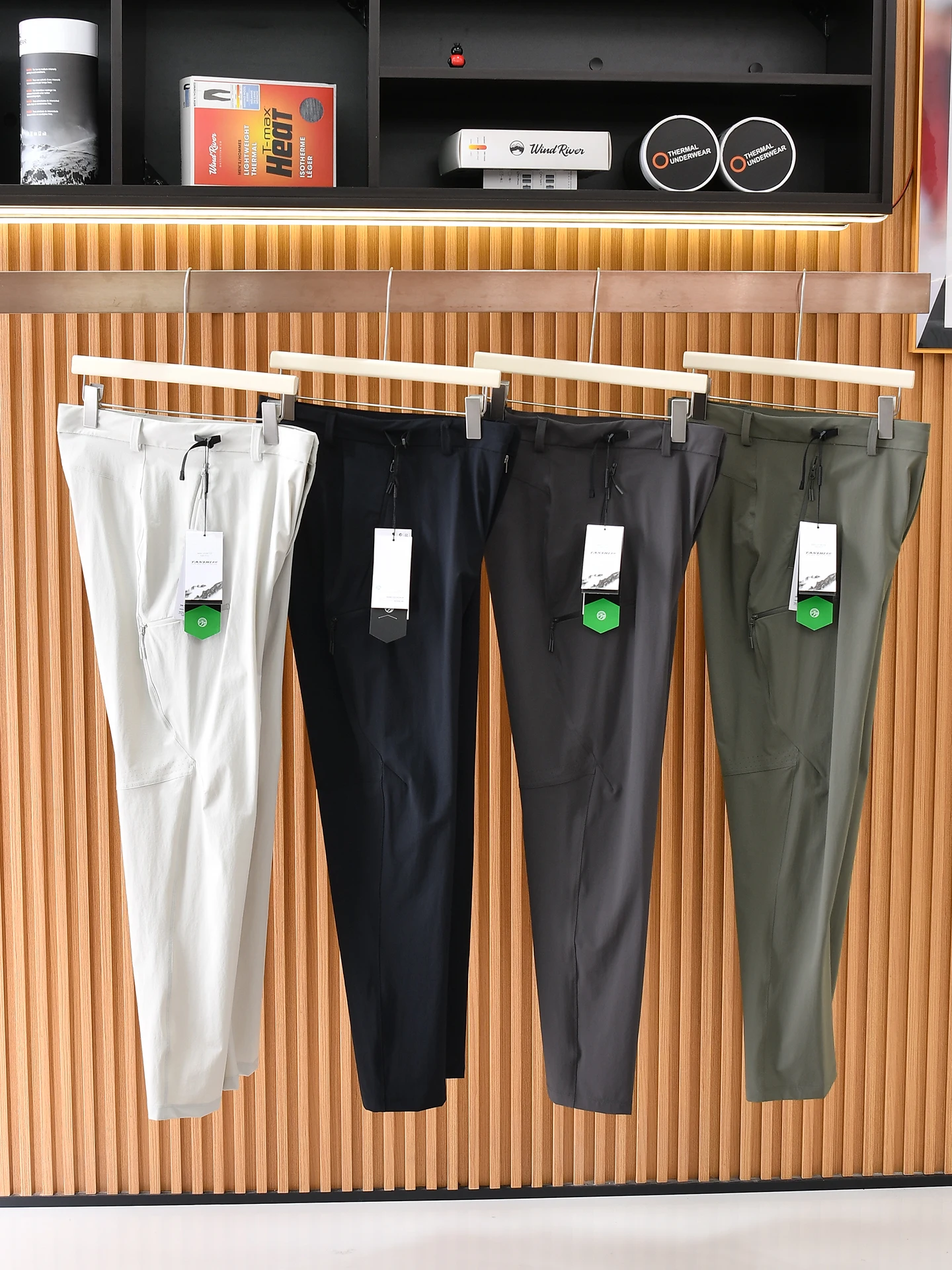Men's Summer Outdoor Casual Sports Straight Leg Pants Quick Dry Breathable 3D Quick Tailoring Simple Style Fashionable
Men's Summer Outdoor Casual Sports Straight Leg Pants Quick Dry Breathable 3D Quick Tailoring Simple Style Fashionable