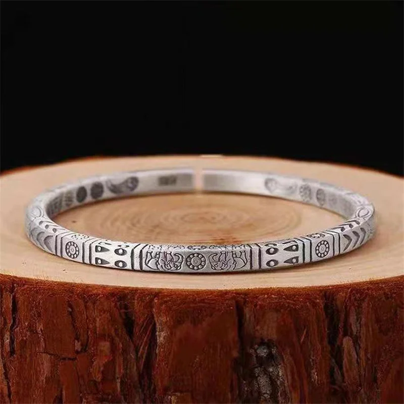 S999 Sterling Silver Fashion Jewelry Luxury Punk Rock Bracelet Men/Women, Vintage Open Silver Bracelet Birthday Gift Wholesale
S999 Sterling Silver Fashion Jewelry Luxury Punk Rock Bracelet Men/Women, Vintage Open Silver Bracelet Birthday Gift Wholesale