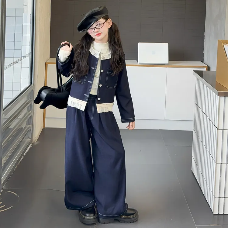 Комплект для девочек 2026: Новинка весенней коллекции, корейский стиль, ковбойский комплект с ажурными вставками, повседневный, модный и универсальный
Комплект для девочек 2026: Новинка весенней коллекции, корейский стиль, ковбойский комплект с ажурными вставками, повседневный, модный и универсальный