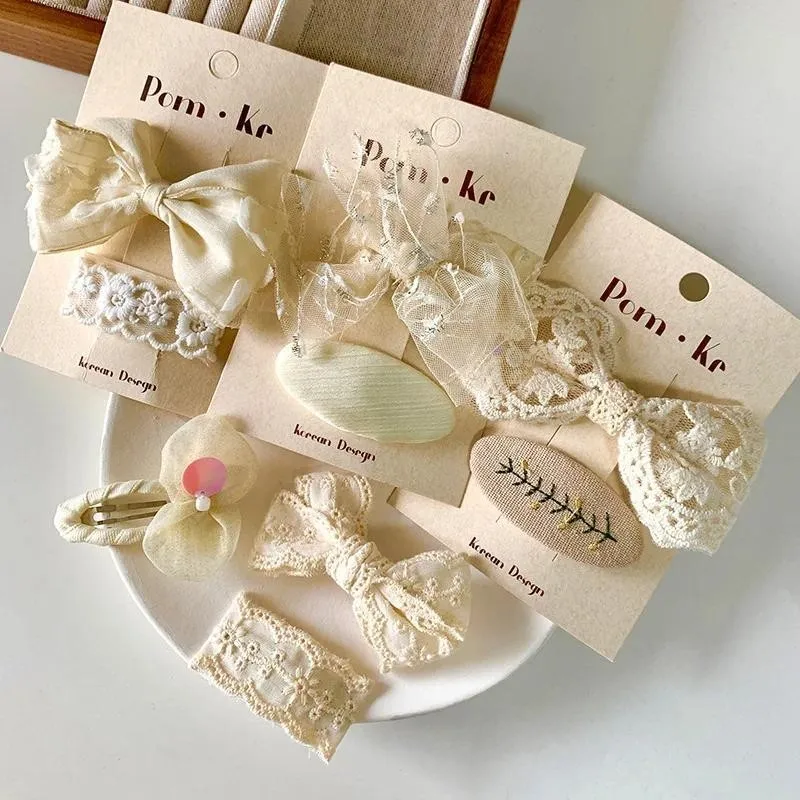 New Lace Bow Baby Princess Hair Clips Korean Sweet Flower Girl Hairpins Sided Clips French Headwear Kids Hair Accessories
New Lace Bow Baby Princess Hair Clips Korean Sweet Flower Girl Hairpins Sided Clips French Headwear Kids Hair Accessories