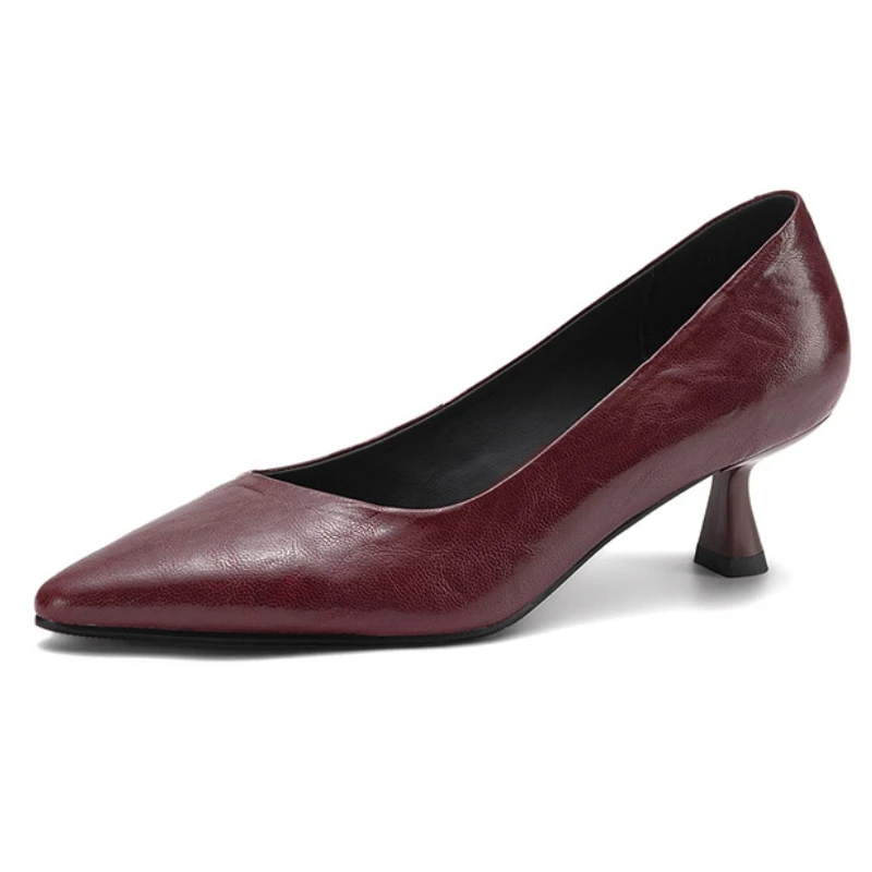 Genuine Leather Women's High Heels Pumps Shoes Elegant Point Black wine Red Heeled Large Size Office Wedding Dress Shoes Ladies
Genuine Leather Women's High Heels Pumps Shoes Elegant Point Black wine Red Heeled Large Size Office Wedding Dress Shoes Ladies