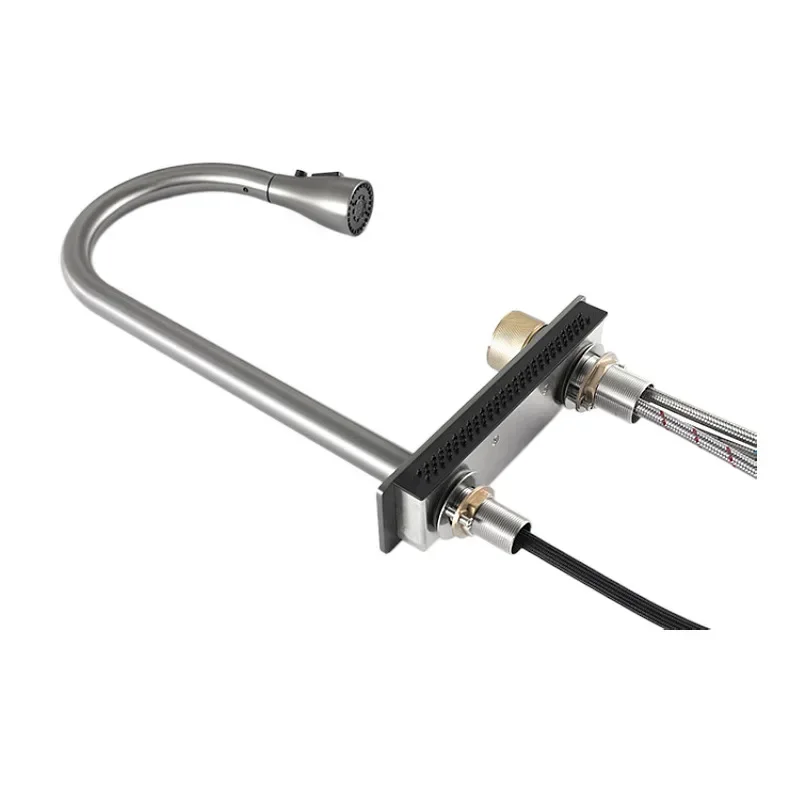 Под сценой, кухонная горячая и холодная раковина из нержавеющей стали вытягивает четырехрежимный смеситель для раковины с двумя отверстиями Feiyu Water.
Под сценой, кухонная горячая и холодная раковина из нержавеющей стали вытягивает четырехрежимный смеситель для раковины с двумя отверстиями Feiyu Water.