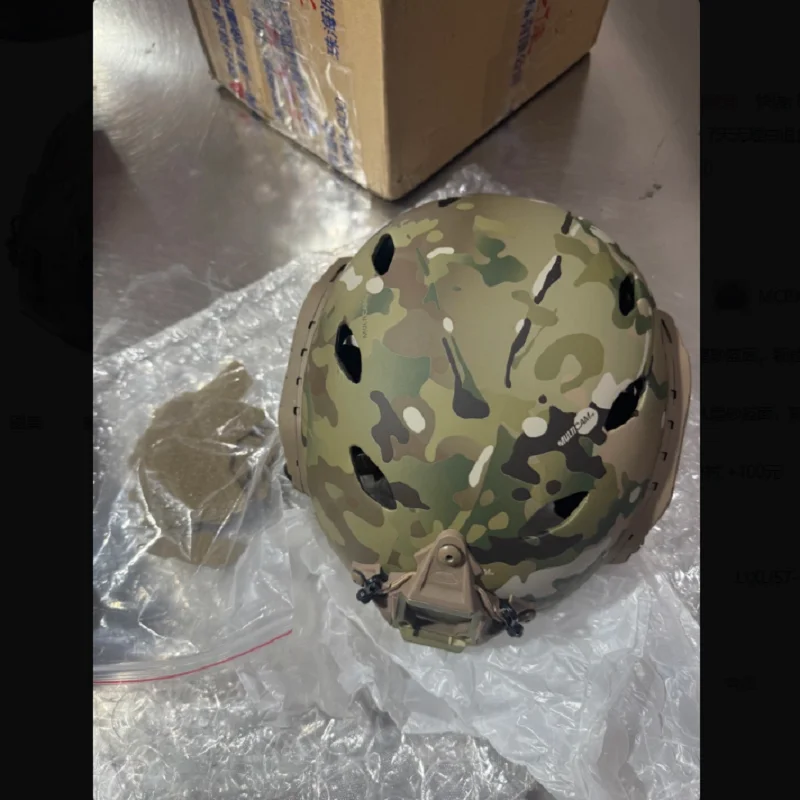 Outdoor Tactical Helmet SF Carbon Fiber Granular Perforated Field Mountaineering Parachute Jumping Riding Development Helmet H01
Outdoor Tactical Helmet SF Carbon Fiber Granular Perforated Field Mountaineering Parachute Jumping Riding Development Helmet H01