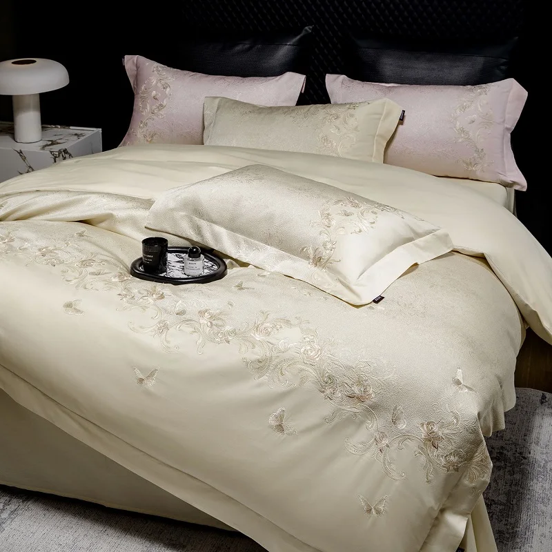 Thick Weave Jacquard Egyptian Cotton Luxury Bedding Set 4Pcs, Flower Embroidery Duvet Cover for Queen King Size, With Pillowcase
Thick Weave Jacquard Egyptian Cotton Luxury Bedding Set 4Pcs, Flower Embroidery Duvet Cover for Queen King Size, With Pillowcase