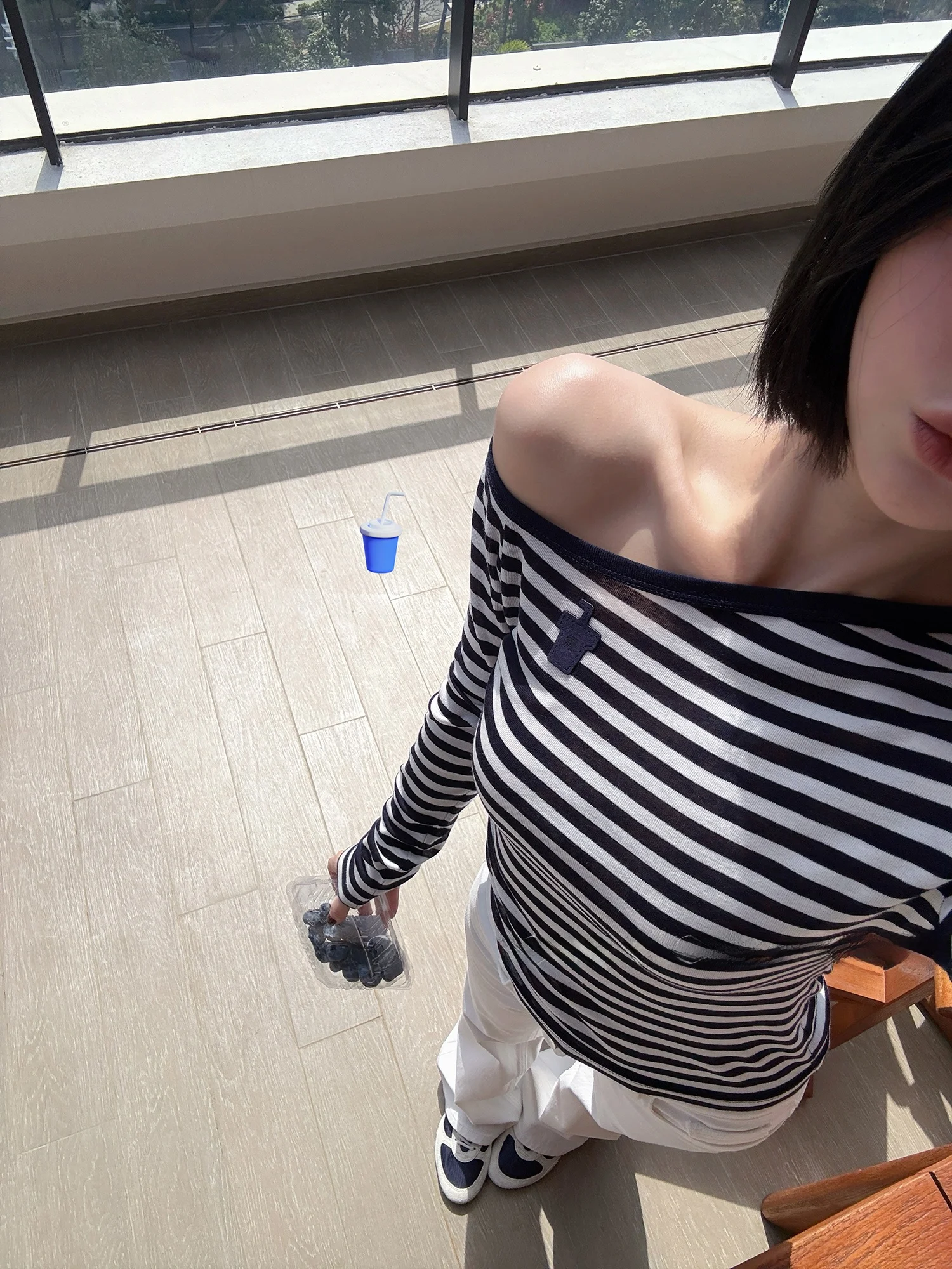 FORNIYOYO Coffee Cup T-Shirt Silk Wool Drawstring Slimming Long Sleeve Casual Style Women's Top with Pleats Waist-Cinching
FORNIYOYO Coffee Cup T-Shirt Silk Wool Drawstring Slimming Long Sleeve Casual Style Women's Top with Pleats Waist-Cinching