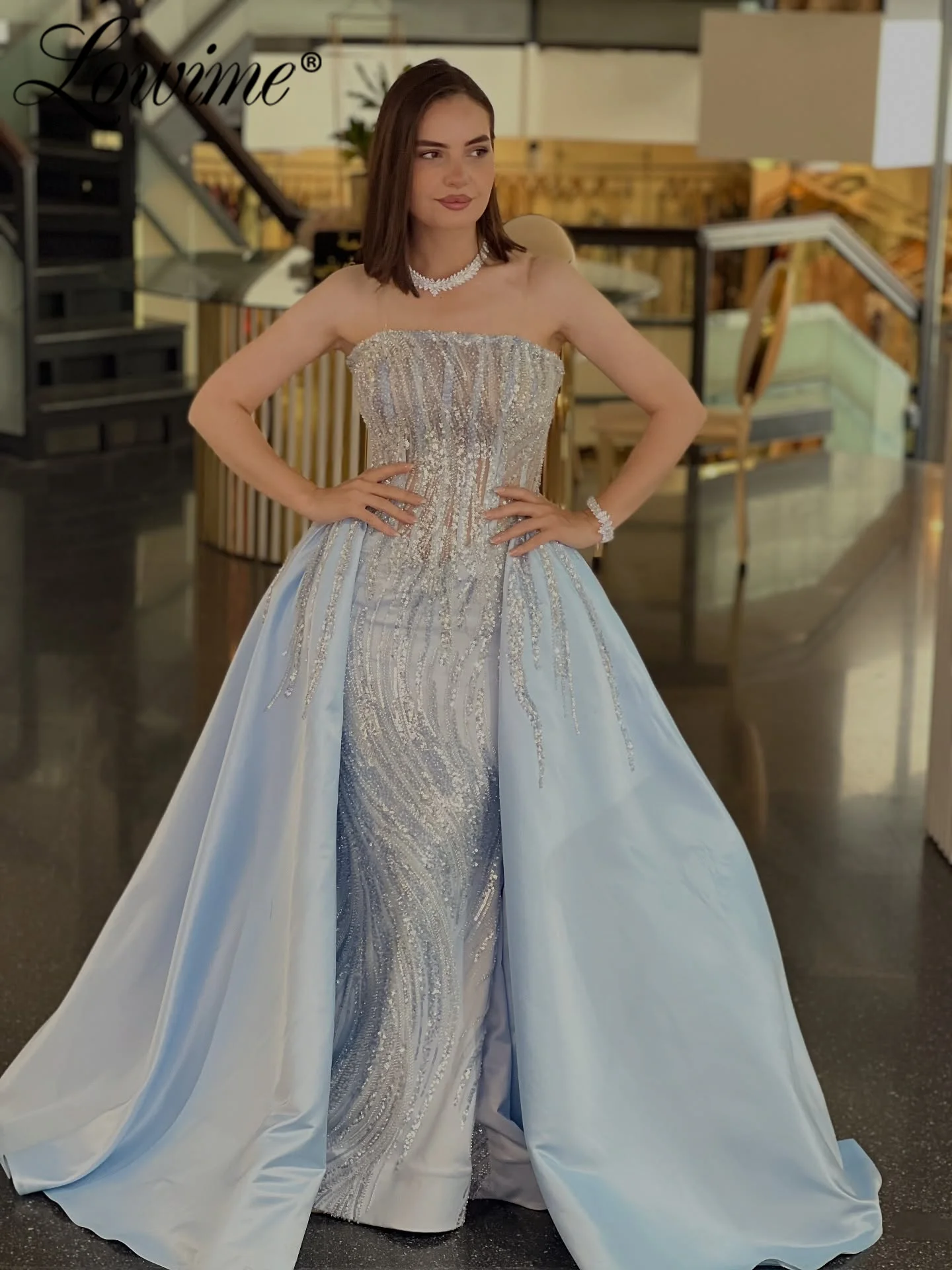 Sky Blue Pink Strapless Long Prom Dresses Shiny Sequined Wedding Party Dress 2026 Customized Formal Evening Gowns With Overskirt
Sky Blue Pink Strapless Long Prom Dresses Shiny Sequined Wedding Party Dress 2026 Customized Formal Evening Gowns With Overskirt