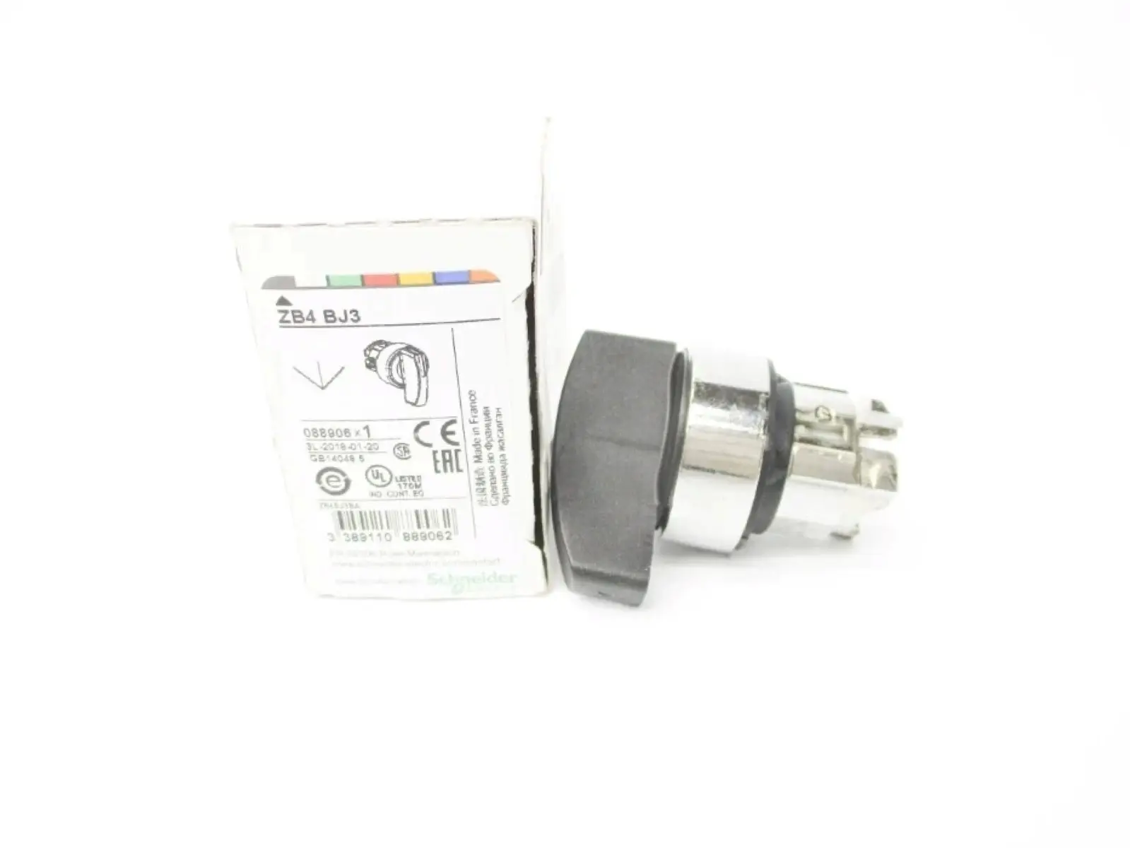 ZB4BJ3 Harmony XB4, Selector switch head, metal, black, Ø22, long handle, 3 positions, stay put
ZB4BJ3 Harmony XB4, Selector switch head, metal, black, Ø22, long handle, 3 positions, stay put