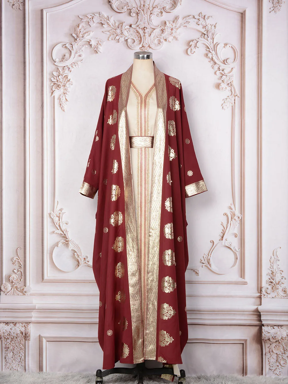 Luxury Moroccan Kaftan Dress Set, Foil Print Batwing Sleeves Party Wedding Ramadan Women Traditional Arab Robe, Islamic Clothing
Luxury Moroccan Kaftan Dress Set, Foil Print Batwing Sleeves Party Wedding Ramadan Women Traditional Arab Robe, Islamic Clothing