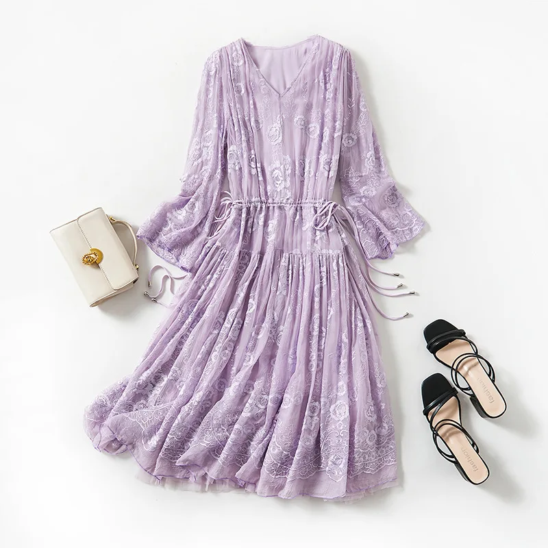 Birdsky, 1PC Women dress V neck embroidery body 100% real mulberry silk Lavender color, S-886
Birdsky, 1PC Women dress V neck embroidery body 100% real mulberry silk Lavender color, S-886