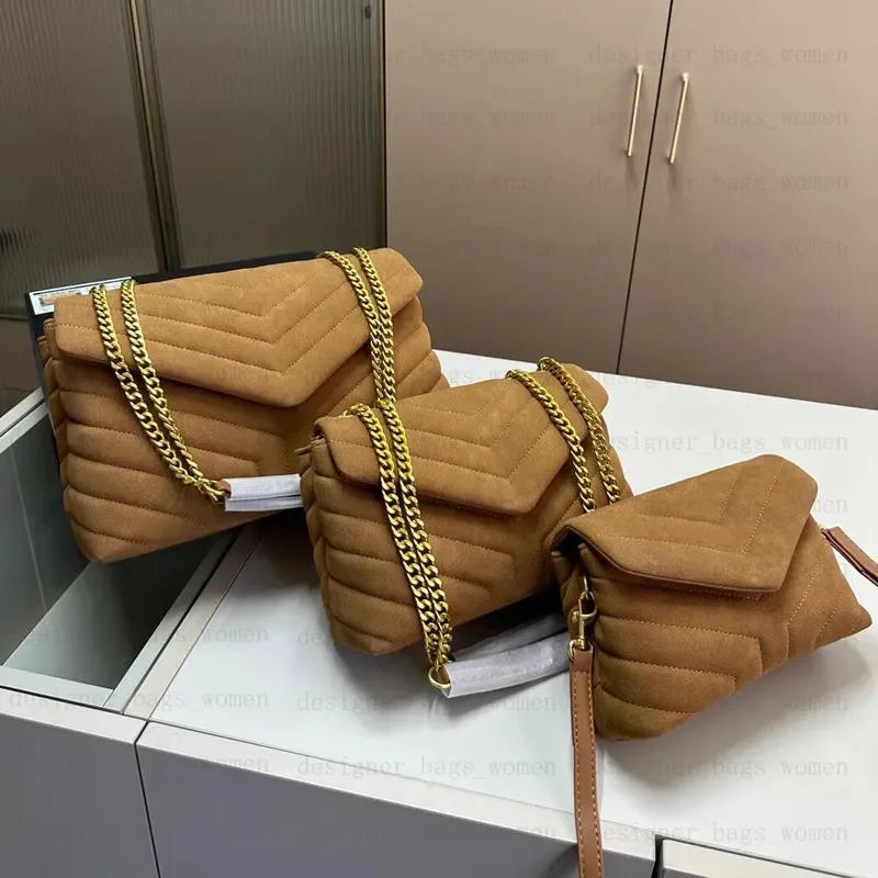 Дизайнерская сумка из замши класса люкс, 3 размера, коричневая, черная, мужская сумка, дизайнерские сумки для женщин, сумка через плечо, сумка-тоут, дизайнерские сумки.
Дизайнерская сумка из замши класса люкс, 3 размера, коричневая, черная, мужская сумка, дизайнерские сумки для женщин, сумка через плечо, сумка-тоут, дизайнерские сумки.