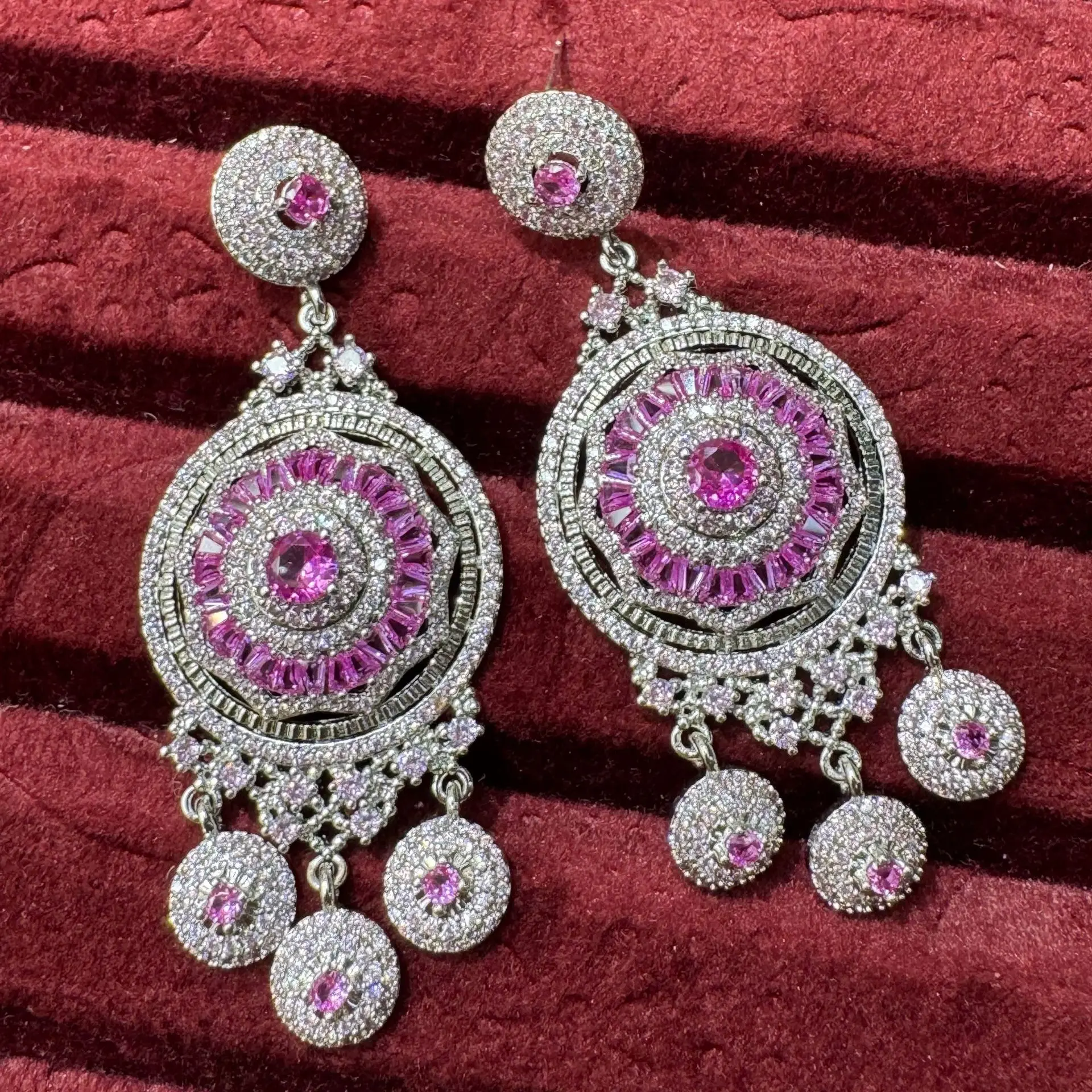 luxury zirconia earrings for women dinner party wedding jewelry pink yellow blue fushia round plate dangling earrings flower
luxury zirconia earrings for women dinner party wedding jewelry pink yellow blue fushia round plate dangling earrings flower