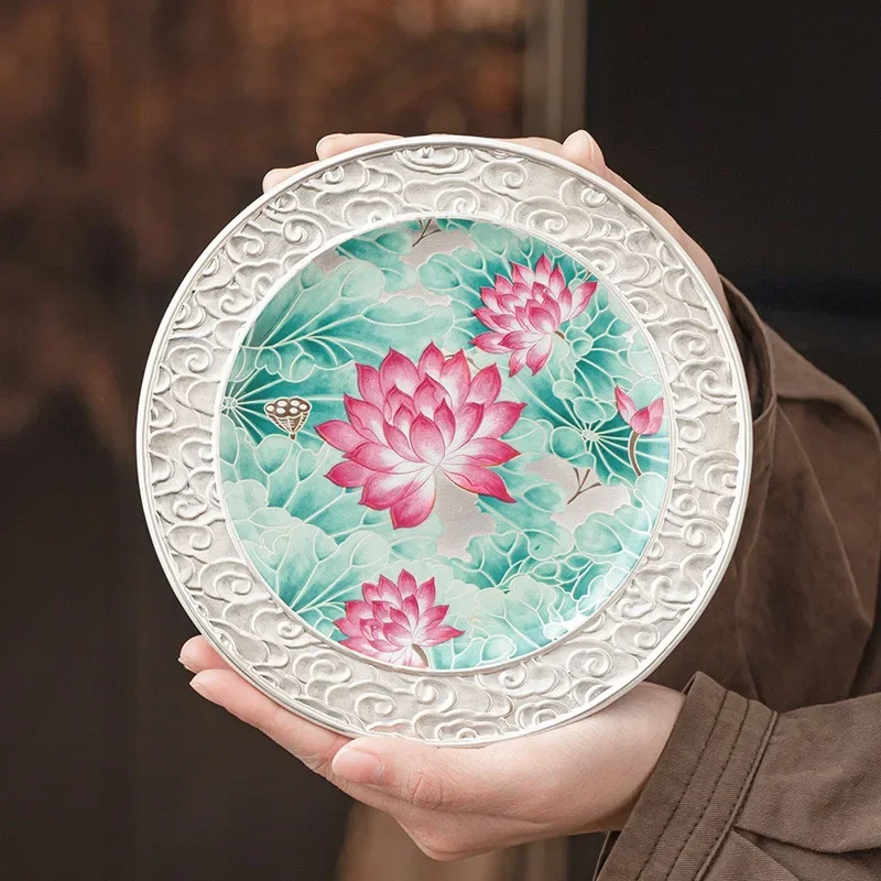 Lotus Pond Moonlight Pot Bearing Hand-painted 999 Silver Dry Soaking Table High End Cover Bowl Bottom Support Refreshment Plate
Lotus Pond Moonlight Pot Bearing Hand-painted 999 Silver Dry Soaking Table High End Cover Bowl Bottom Support Refreshment Plate