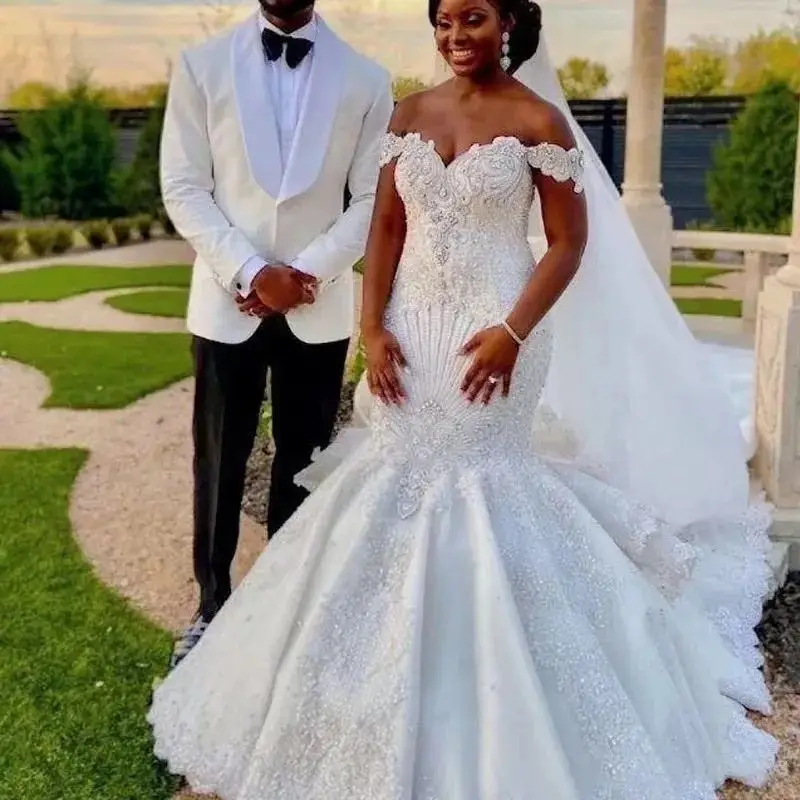 Customized 2023 Mermaid Wedding Dress Arabic Aso Ebi Lace Beaded Bridal Gowns Lace African Vestidos De Robe De Mariage YMW49
Customized 2023 Mermaid Wedding Dress Arabic Aso Ebi Lace Beaded Bridal Gowns Lace African Vestidos De Robe De Mariage YMW49
