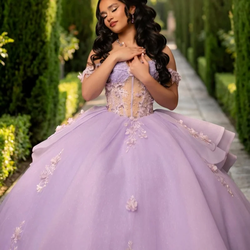 Lavender Quinceanera Dress off-shoulder Crystal 3D Flower Decal Layering Long tail vestidos de 15 Quinceanera Customize
Lavender Quinceanera Dress off-shoulder Crystal 3D Flower Decal Layering Long tail vestidos de 15 Quinceanera Customize