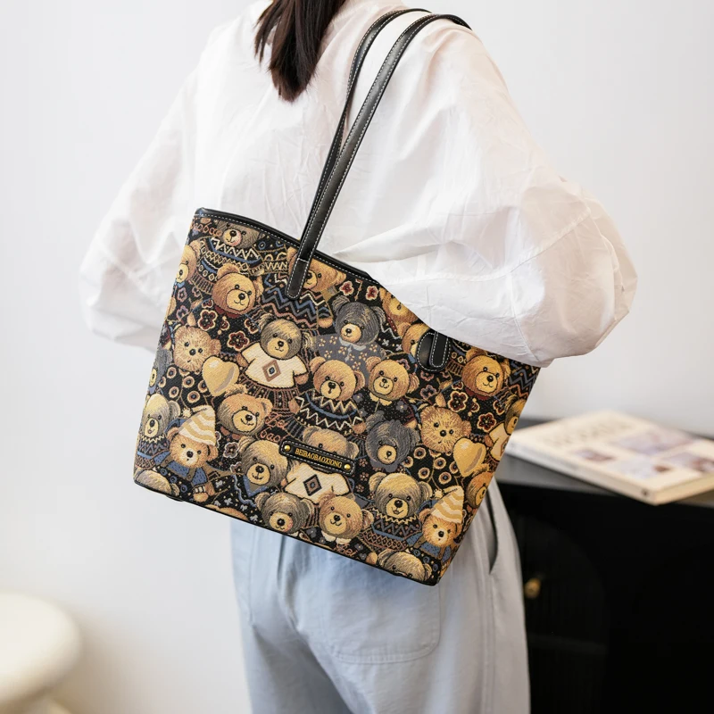 shoulder bag for women Large capacity tote bag for women 2025 new fashionable women's bag temperament large bag casual handbag
shoulder bag for women Large capacity tote bag for women 2025 new fashionable women's bag temperament large bag casual handbag