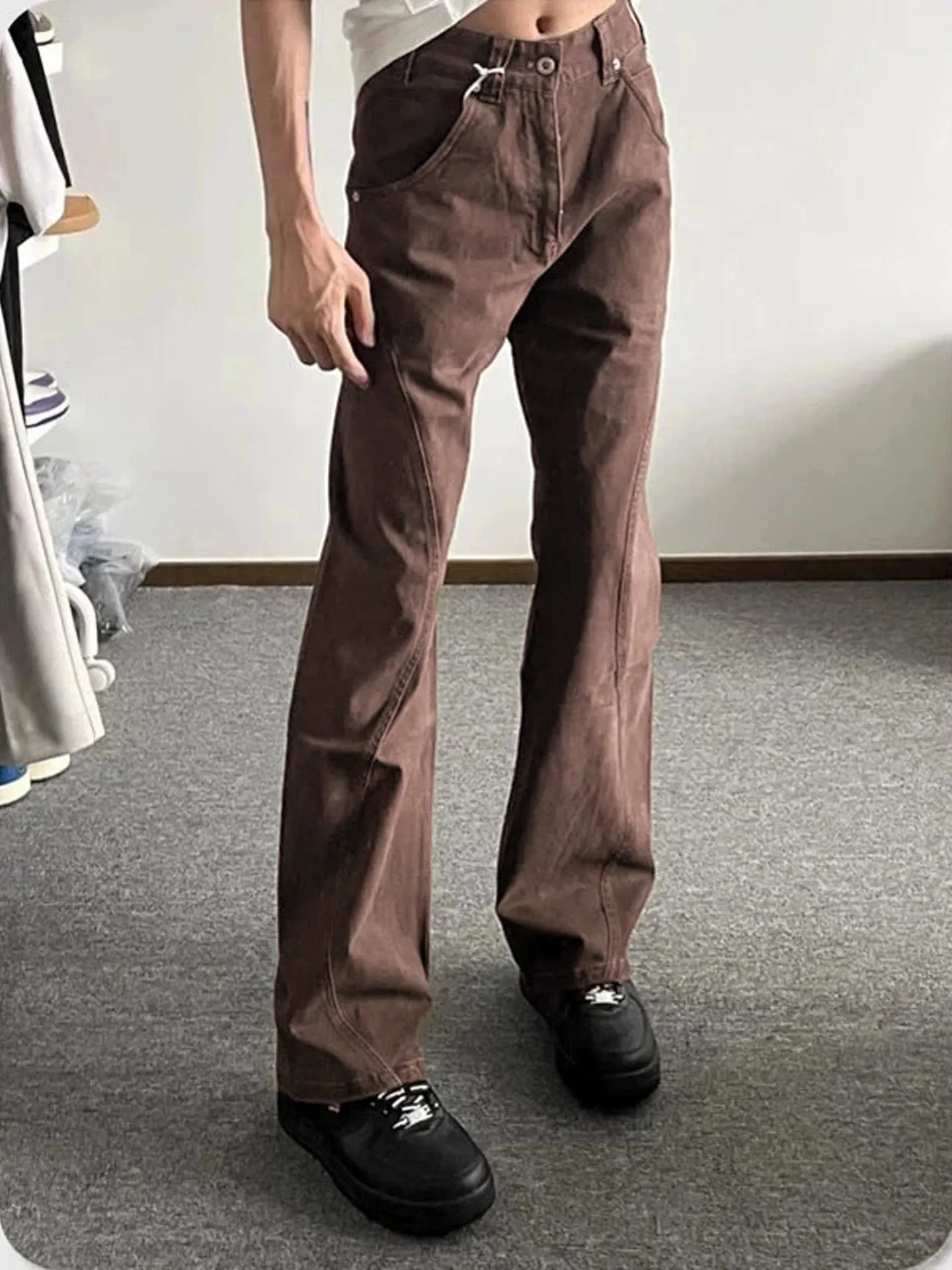 Slim Straight Jeans Men Women Straight Tube Micro Flared Long Pants Knife Bend Design American Vibe Style Casual Jeans
Slim Straight Jeans Men Women Straight Tube Micro Flared Long Pants Knife Bend Design American Vibe Style Casual Jeans