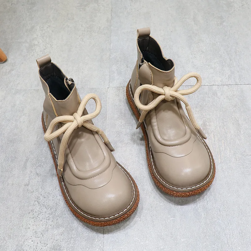 Японские милые осенне-зимние новые ботильоны с круглым носком в студенческом стиле, ботинки Лолиты в стиле ретро, модные повседневные простые кавайные ботинки на среднем каблуке
Японские милые осенне-зимние новые ботильоны с круглым носком в студенческом стиле, ботинки Лолиты в стиле ретро, модные повседневные простые кавайные ботинки на среднем каблуке