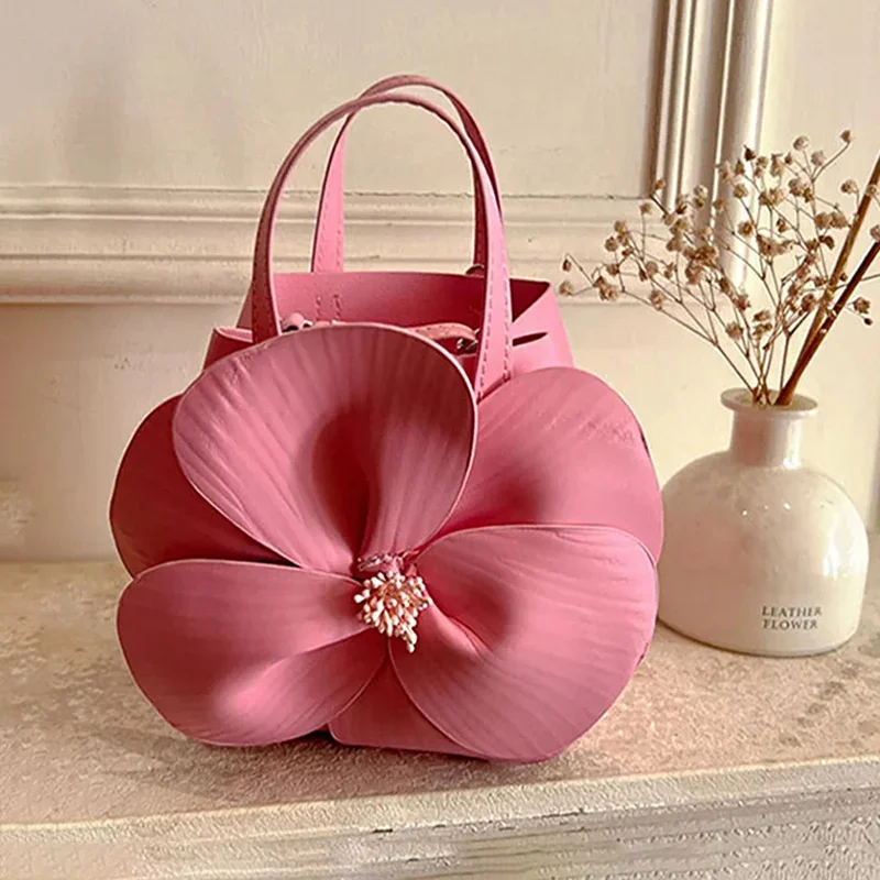 Fashion Bucket Purse Flower Bag French Mini Tote Bag Luxury Designer Handbags Drawstring Makeup Bag High Quality Temperament
Fashion Bucket Purse Flower Bag French Mini Tote Bag Luxury Designer Handbags Drawstring Makeup Bag High Quality Temperament