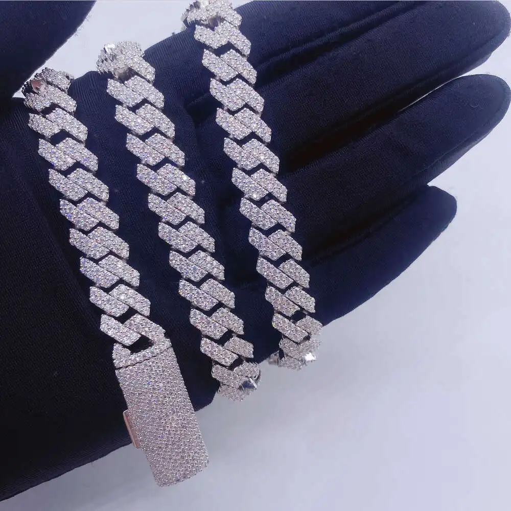 Custom Hip Hop Jewelry 925 Sterling Silver Diamond Moissanite Iced Out Cuban Link Chain
Custom Hip Hop Jewelry 925 Sterling Silver Diamond Moissanite Iced Out Cuban Link Chain