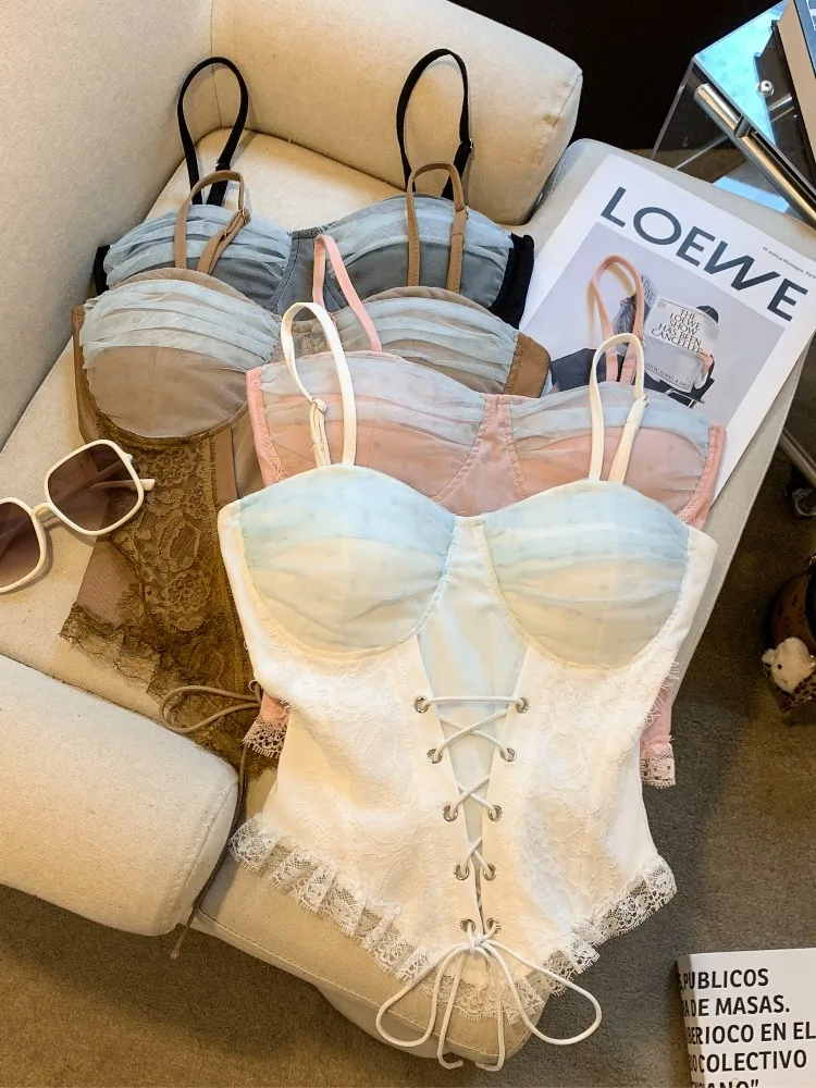 Spicy Girl Style Lace Trim Shoulder Bared Strap Vest Women's Summer New Pure Desire Netting Chest Clothes Top Fashion City Walk
Spicy Girl Style Lace Trim Shoulder Bared Strap Vest Women's Summer New Pure Desire Netting Chest Clothes Top Fashion City Walk