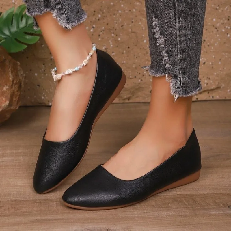 New women's shoes pointed toe flat soft sole casual women's shoes
New women's shoes pointed toe flat soft sole casual women's shoes